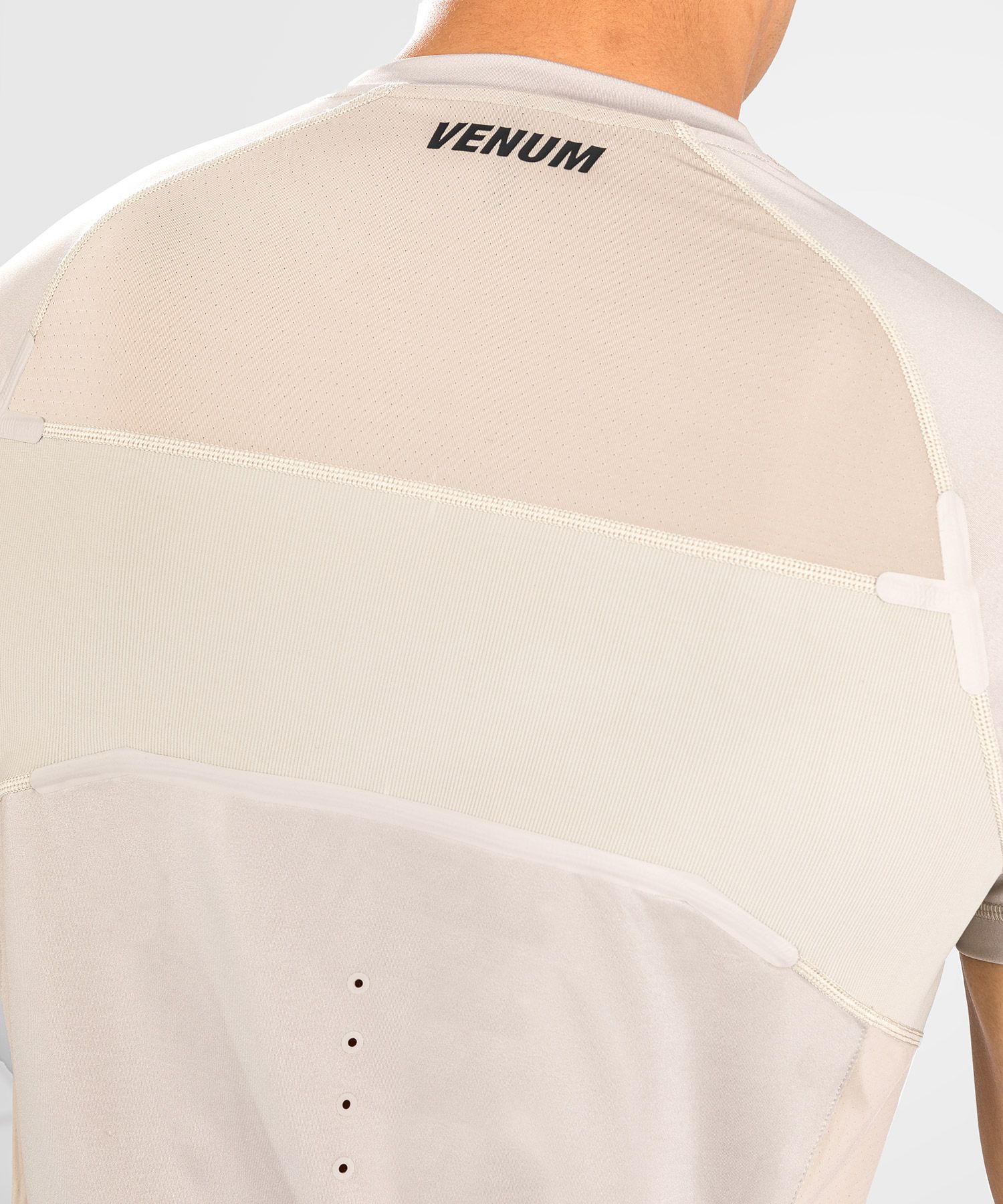 t-shirt-venum-dry-tech-beige