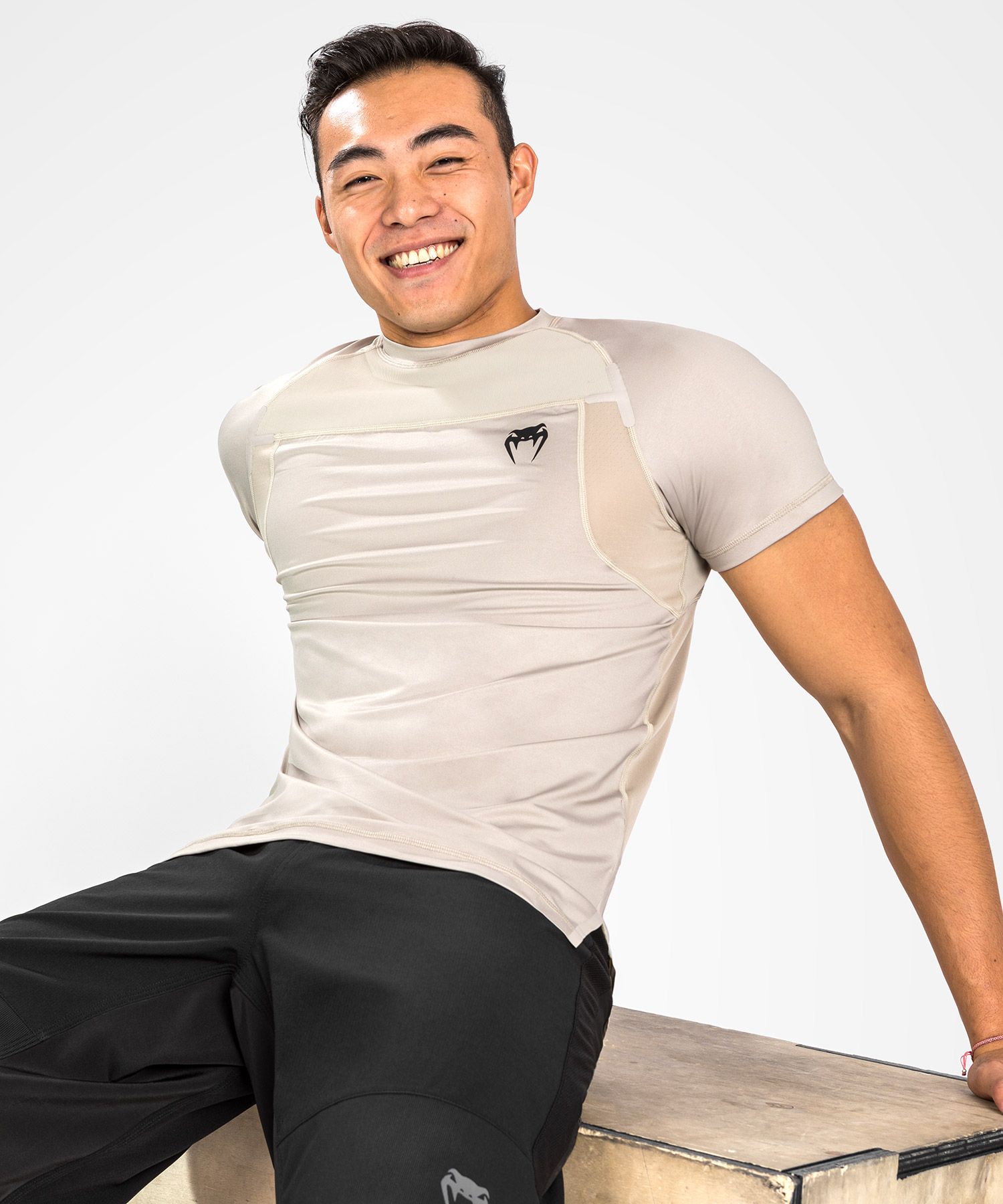 t-shirt-venum-dry-tech-sable