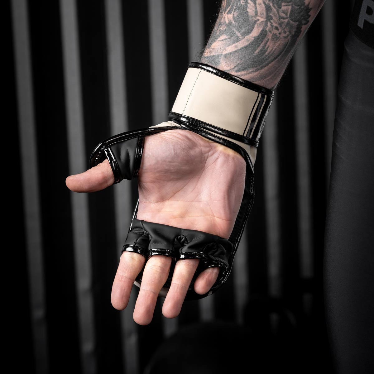 gants-de-mma-phantom-beige