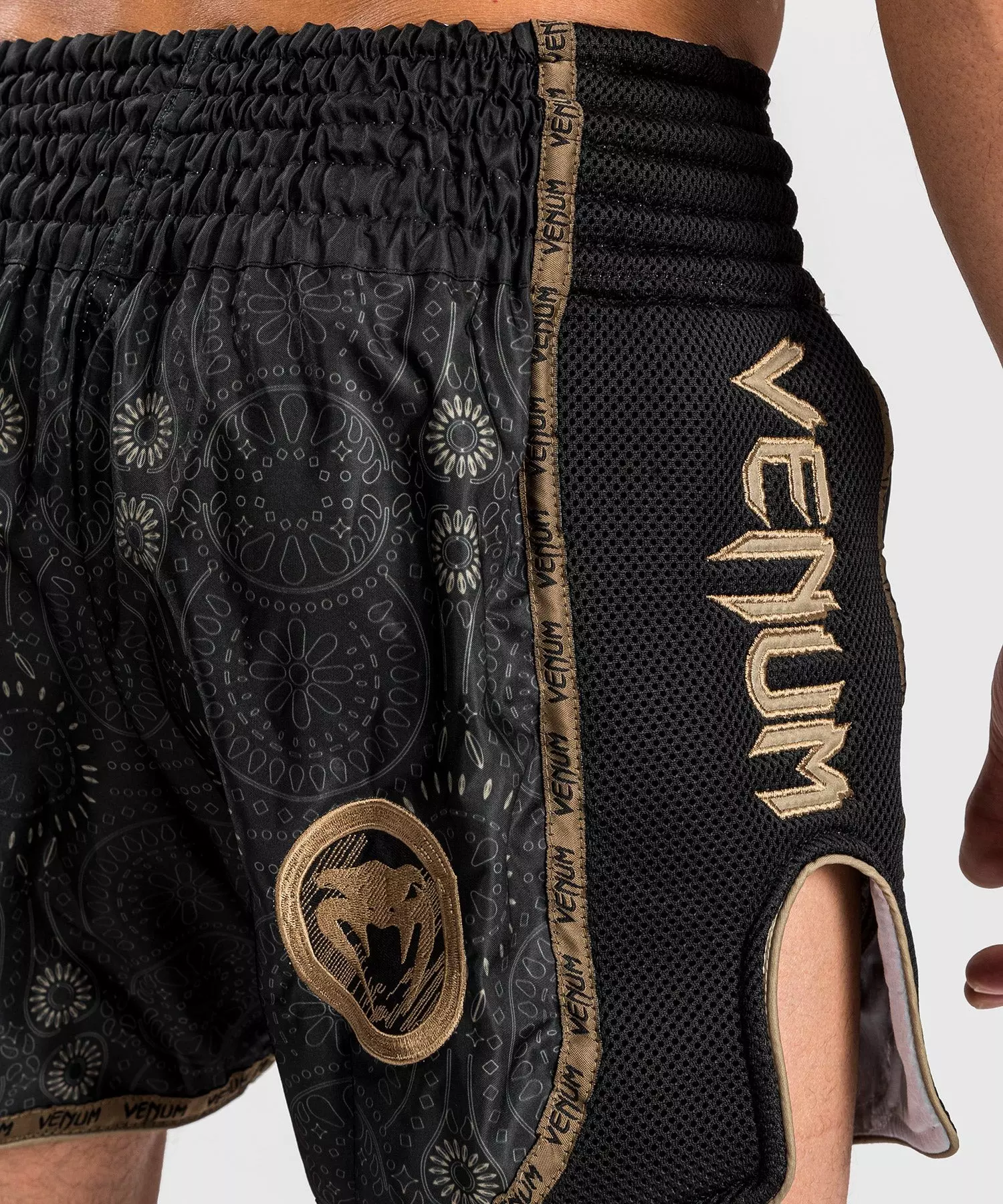 short-thai-santa-muerte-venum-noir-marron