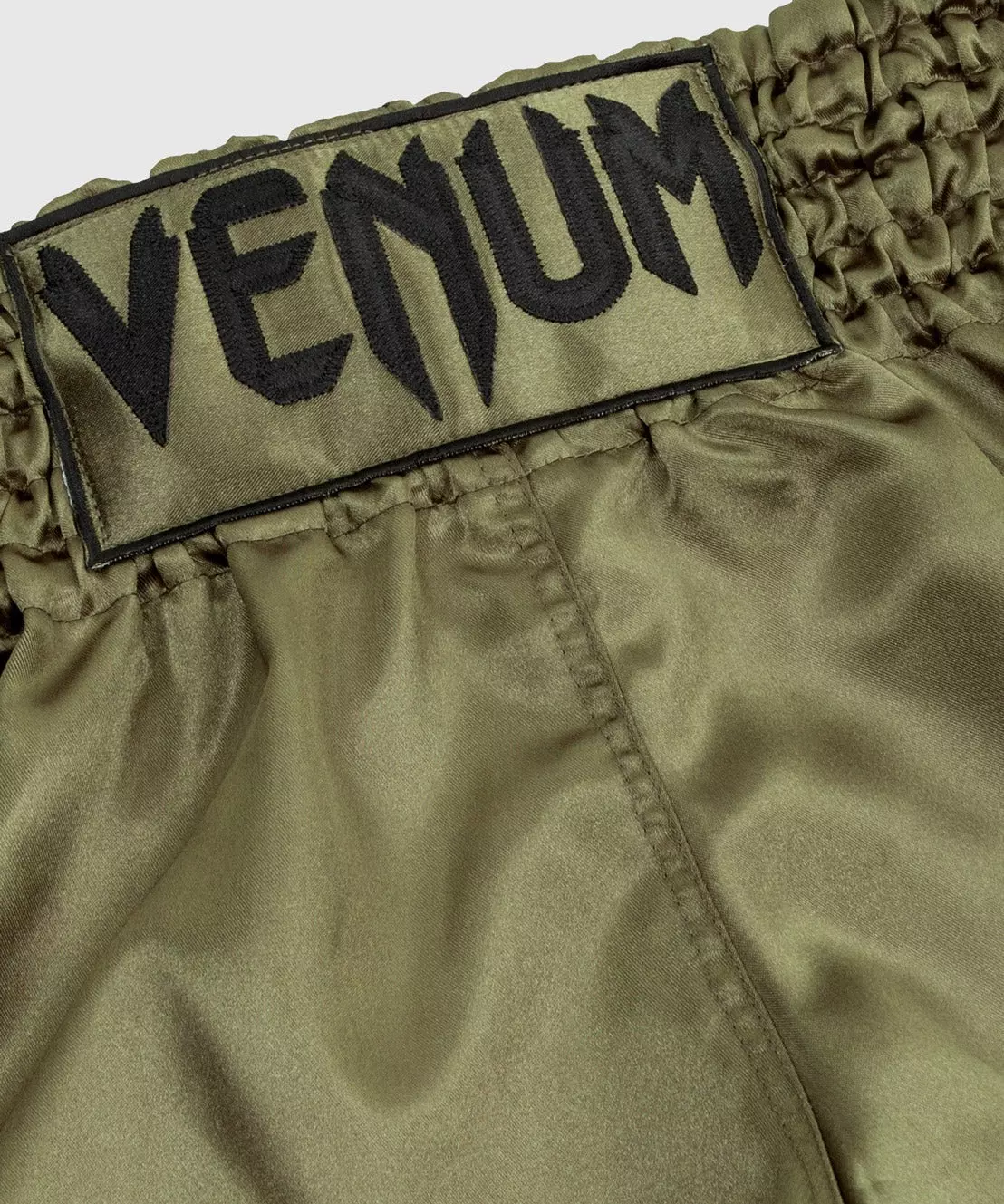 short-de-boxe-thai-venum-classic-kaki