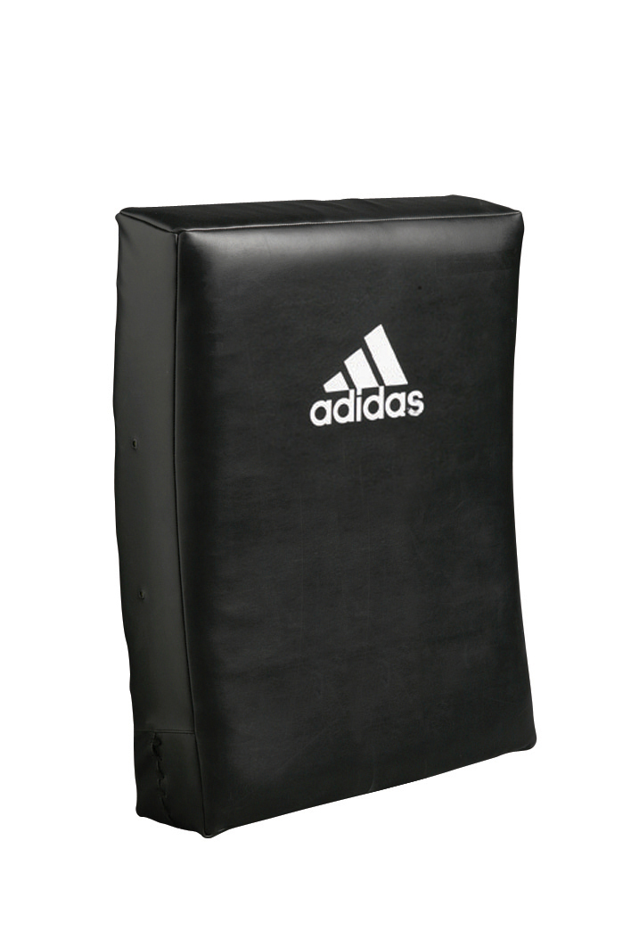 bouclier_de_frappe_adidas