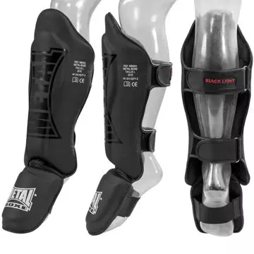 protege-tibias-pieds-metal-boxe-black-light