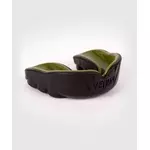 protege-dents-challenger-venum-noir-kaki