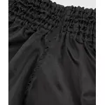 short-venum-classic-muay-thai-noir-blanc