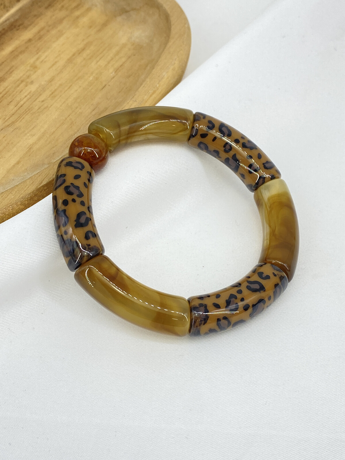 Bracelet Graou en résine acrylique motif léopard couleur taupe