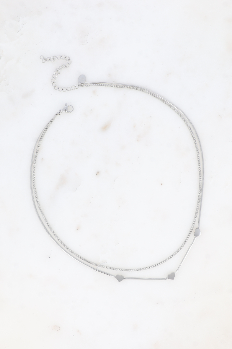 Collier multi-rangs argenté Pola, deux chaînes fines avec cœurs, bijou romantique en acier inoxydable