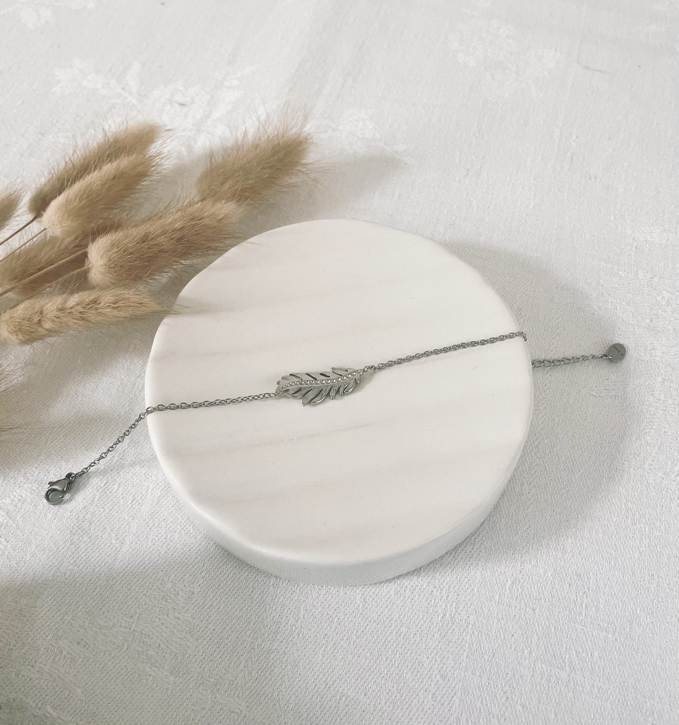 Bracelet en acier inoxydable argenté ajustable – bijou intemporel à porter au quotidien Bella Cosa
