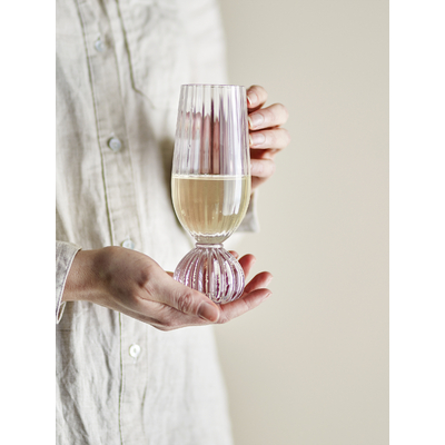 Verre à pied cannelé soufflé à la bouche, art de la table artisanal et élégant - Bella Cosa