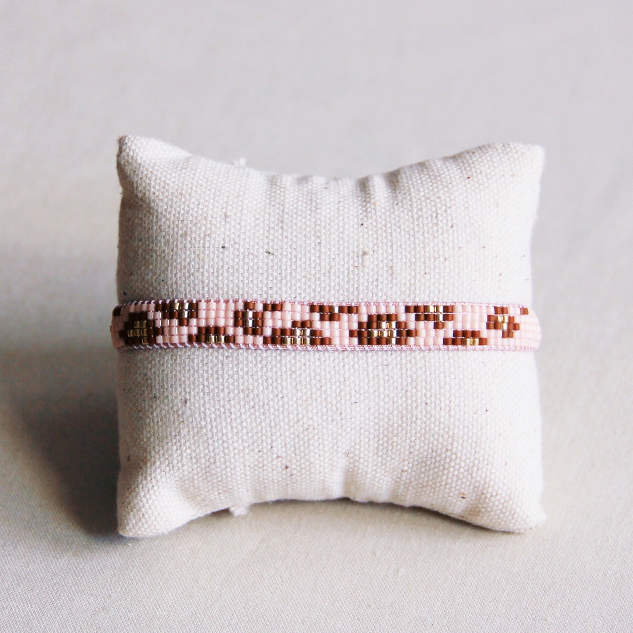 bracelet-nala-motif-meopard-perles-chic-boheme-bella-cosa