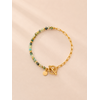 Bracelet Vana vert d’eau et doré avec pierres naturelles facettées et chaîne en maille