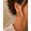 Boucles d’oreilles Clémentine moka pailletées portées style chaleureux et élégant