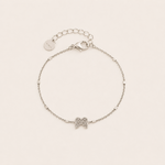Bracelet Ange argenté en acier inoxydable avec pendentif ailes fines – bijou minimaliste femme Bella Cosa