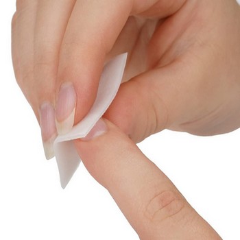 Lingettes-nettoyantes-ongles-Accessoires-faux-ongles-Comment-poser-des-faux-ongles