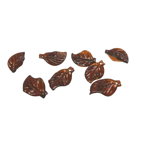 miniatures feuilles marron