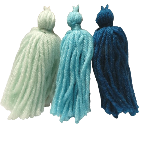 pompons laine bleu