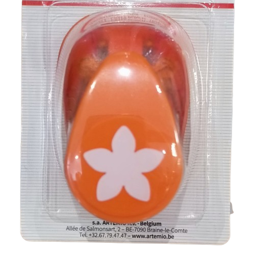 perforatrice fleur artemio