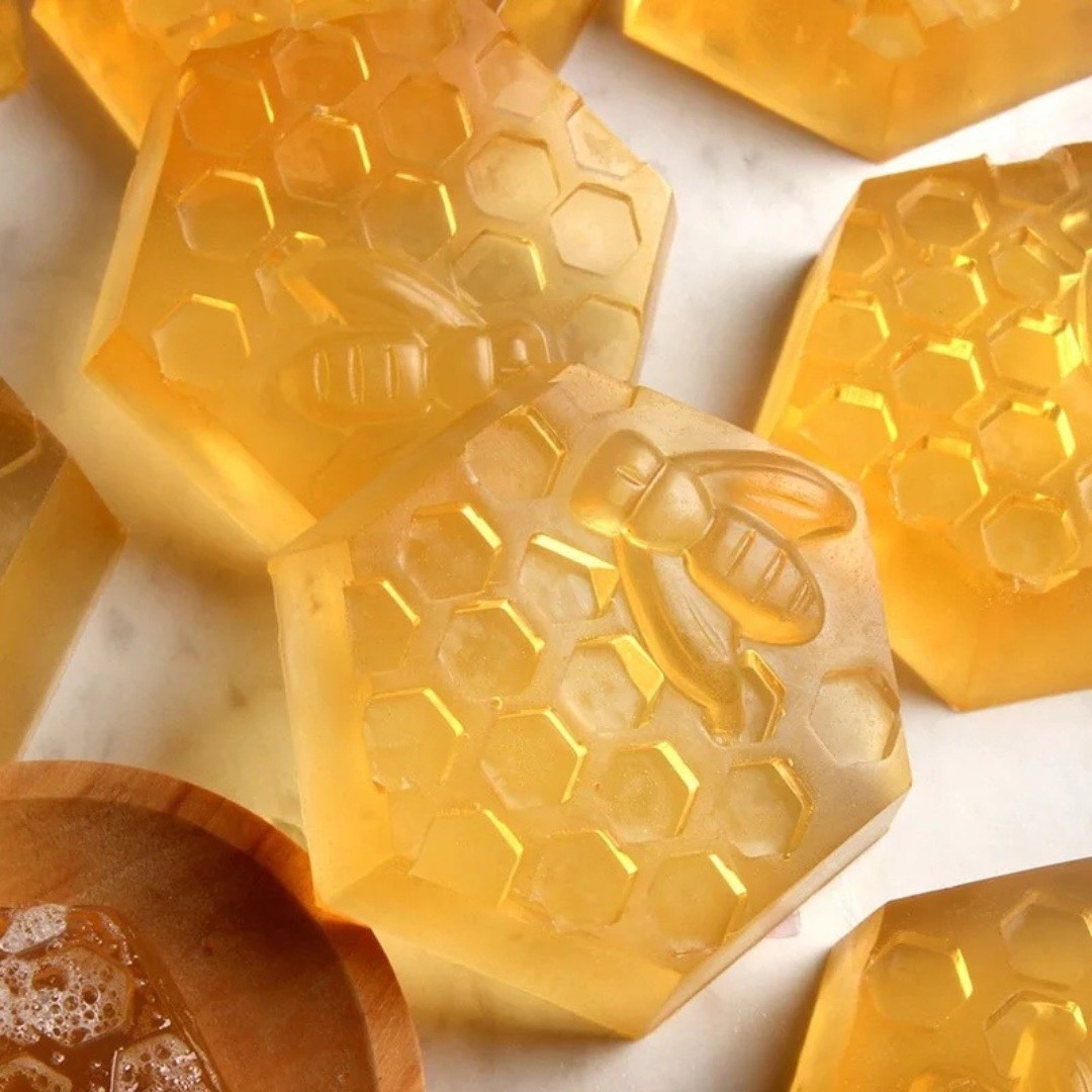 savon d'ourson-abeille miel-abeille exfoliant