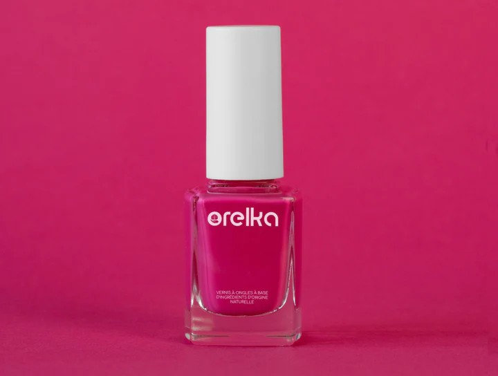vernis à ongle rose cédès