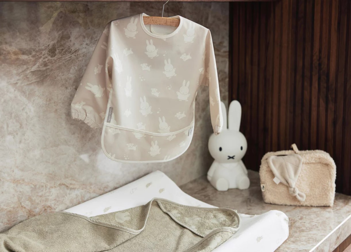 Bavoir à manches imperméable MiffySnuffy Nougat 3