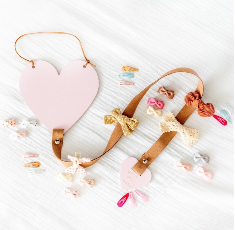 Attache pince coeur 2
