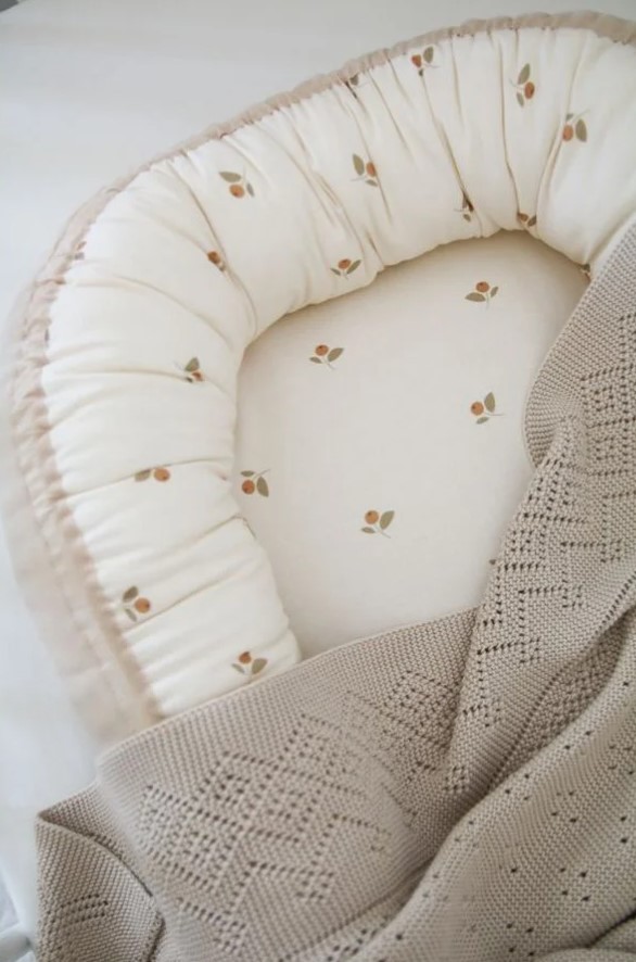 Cocoon Cranberry 3