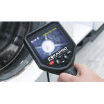 Caméra KAPRO 397 utilisée pour inspecter l’intérieur d’une paroi