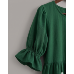 Gros plan manches bouffantes robe 100% lin