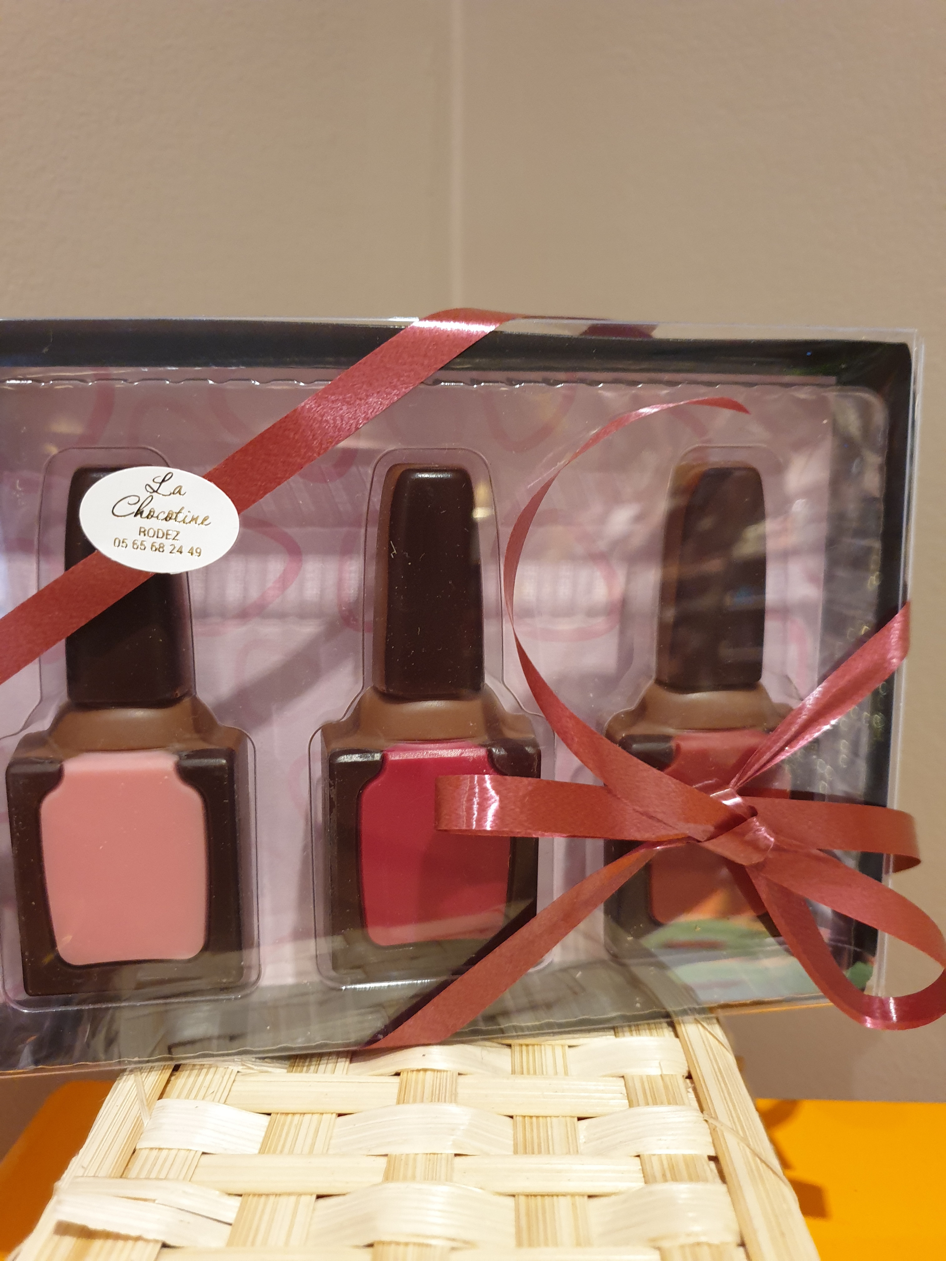 Vernis ongles au bon goût chocolat