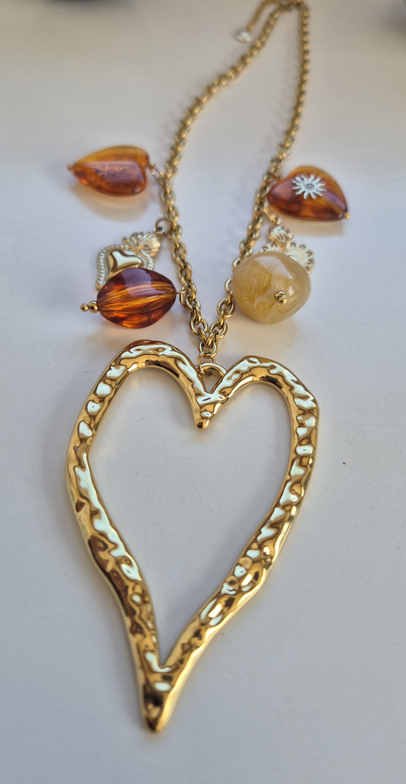 collier coeur ambré