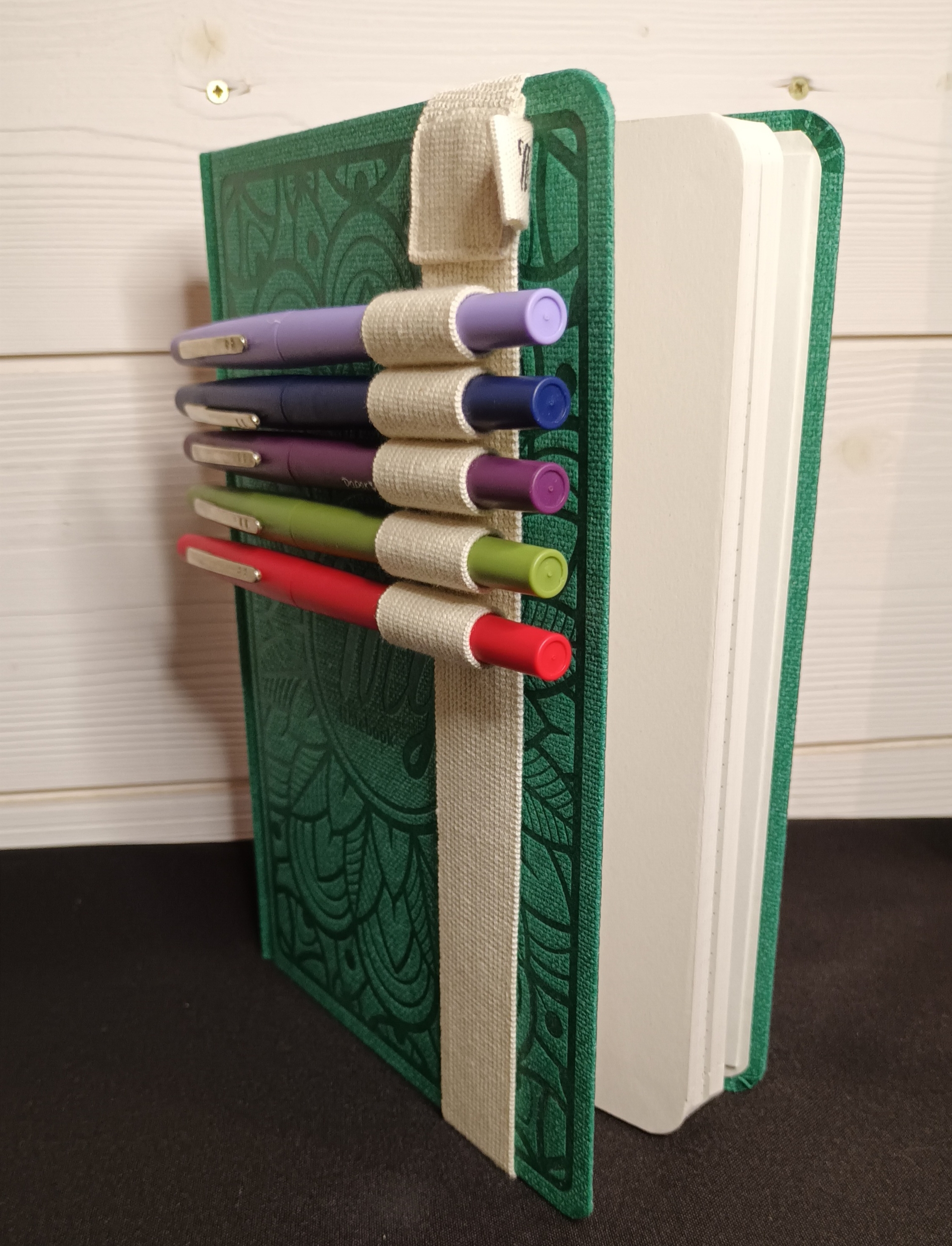 Elastique porte-crayons Graines de Love
