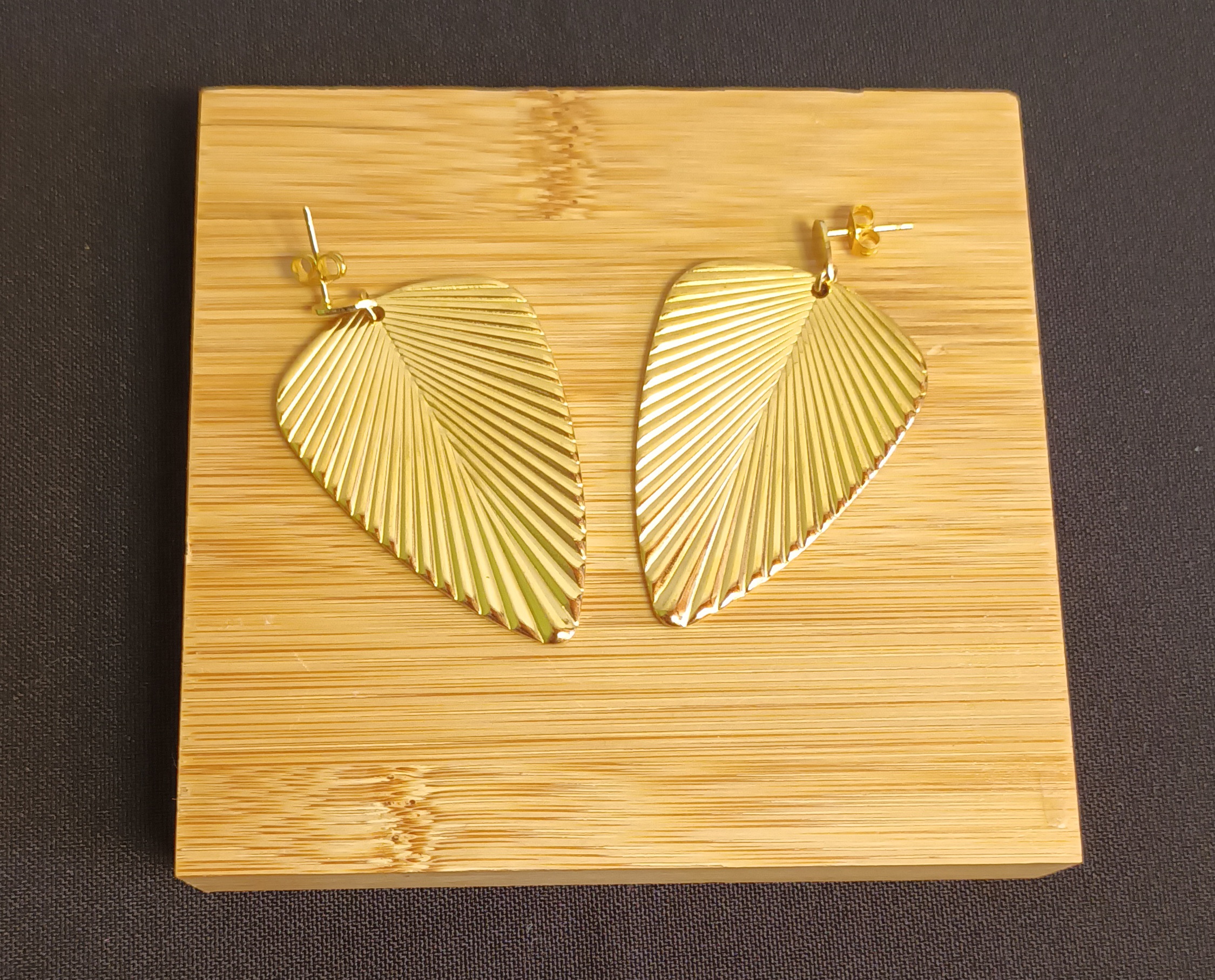 Boucles d'oreilles feuilles or Graines de Love