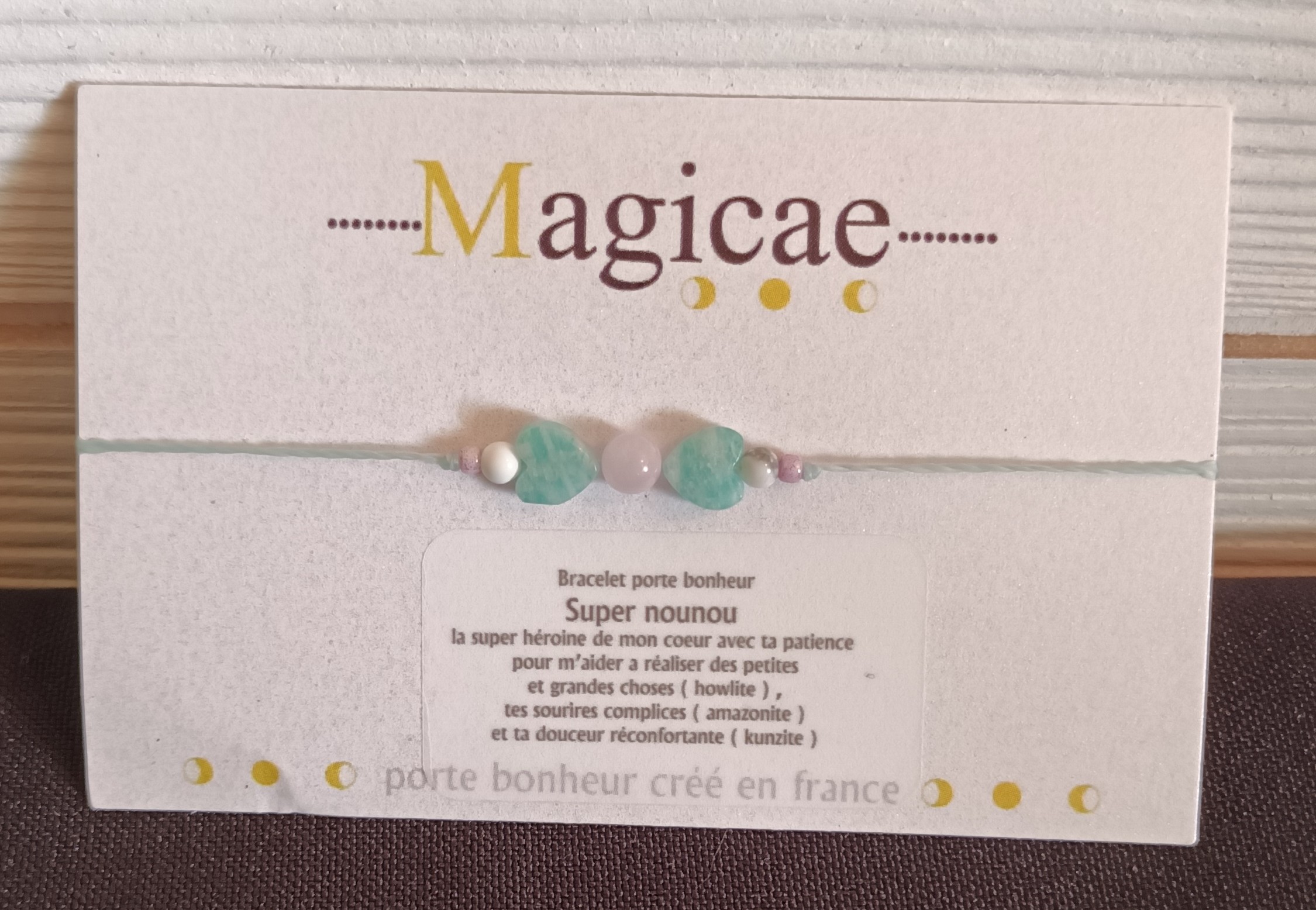 Bracelet Porte bonheur Super nounou Graines de love