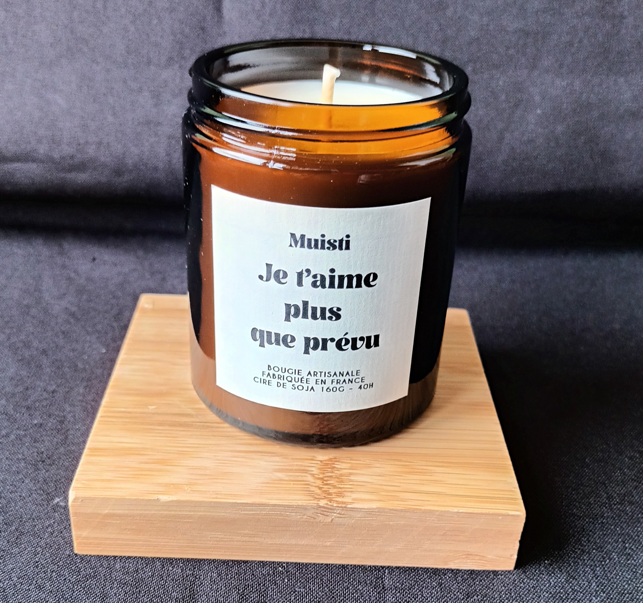 Bougie Je t'aime plus que prévu. Graines de Love.