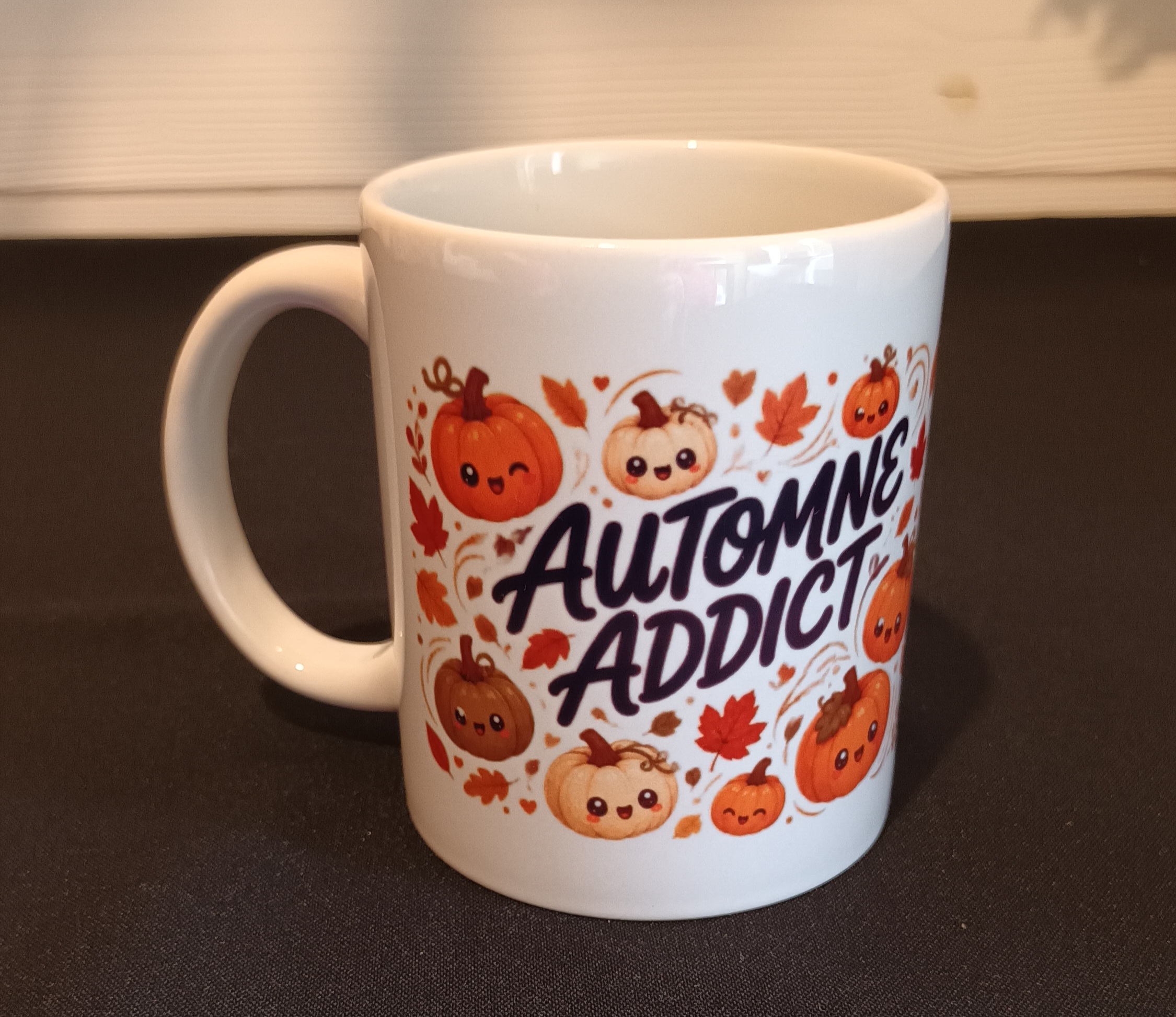 Mug Automne addict kawaï face