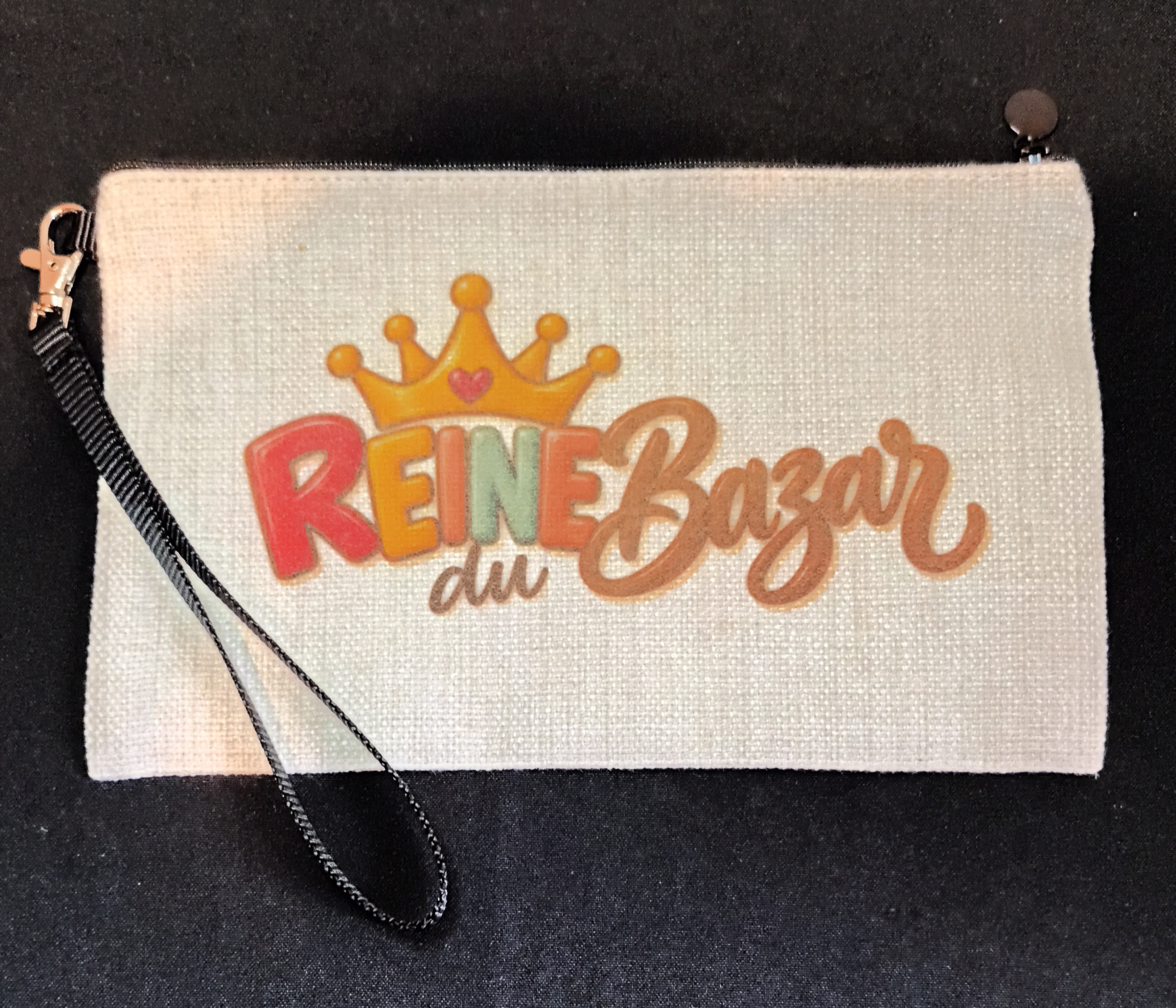 Trousse Reine bazar face