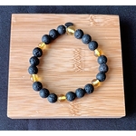 Bracelet en perles de lave et d'hématite. Graines de Love.