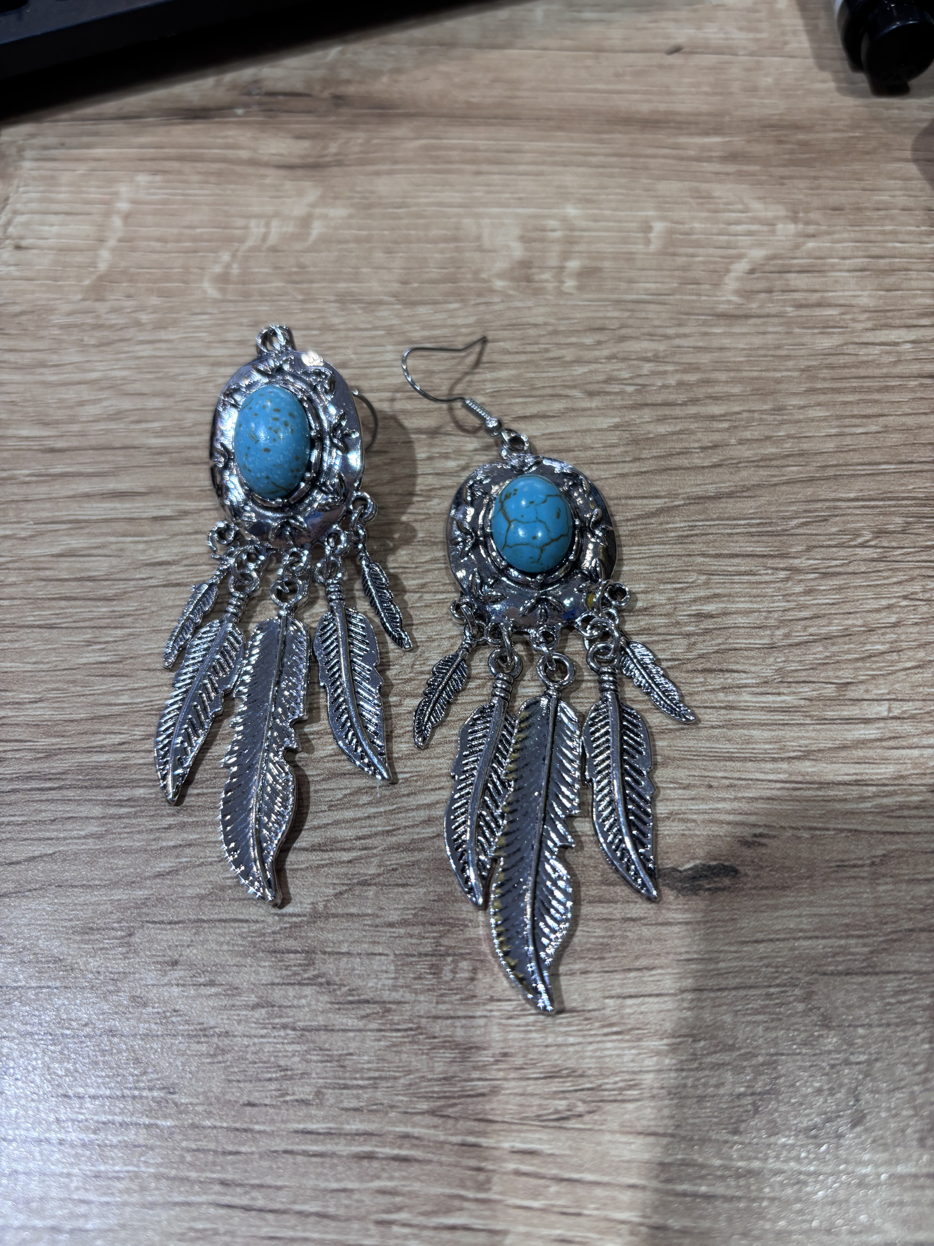 Boucles d\'oreilles plumes