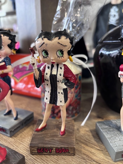 FIgurine Betty Boop Juge