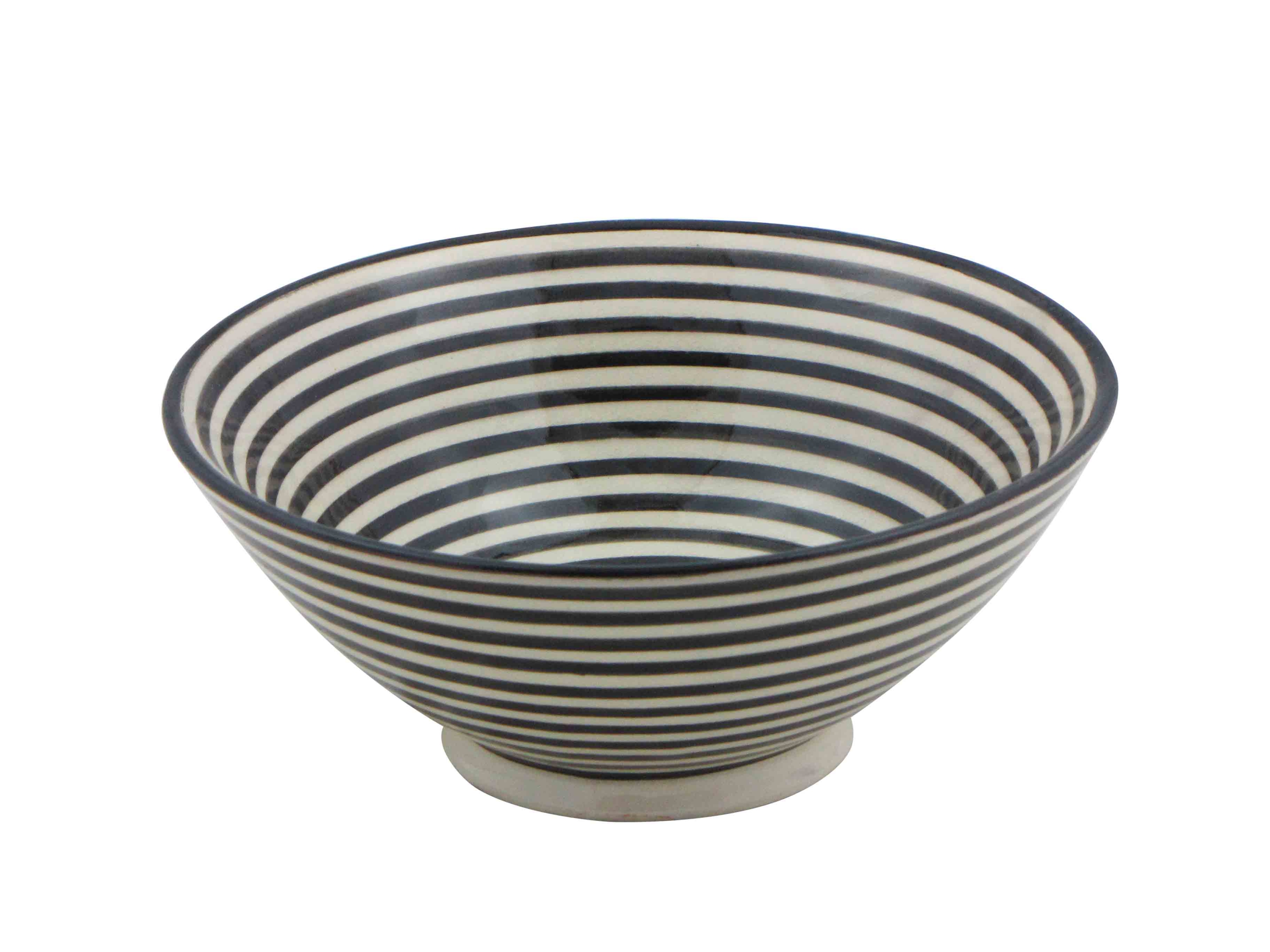 Saladier_noir_cercle_18cm