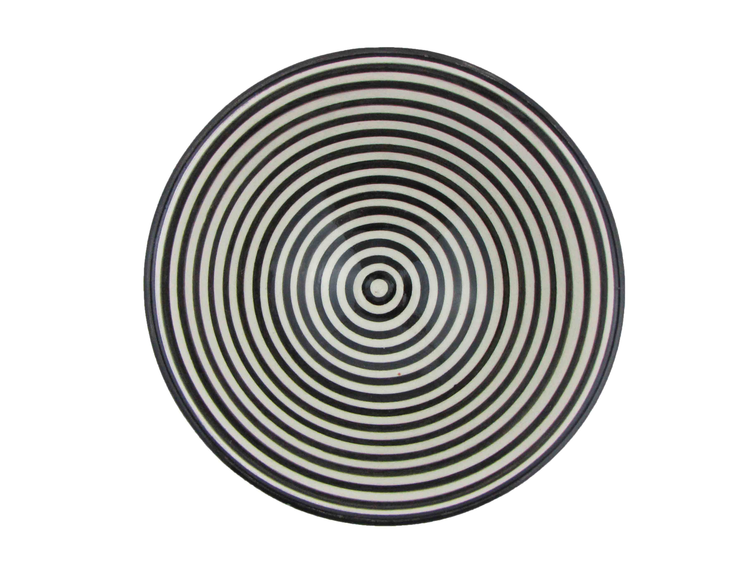 Saladier_noir_cercle_22cm_haut