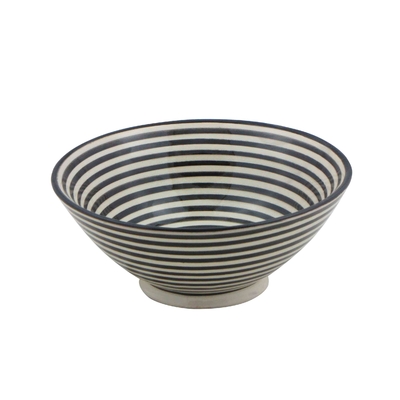 Saladier_noir_cercle_18cm