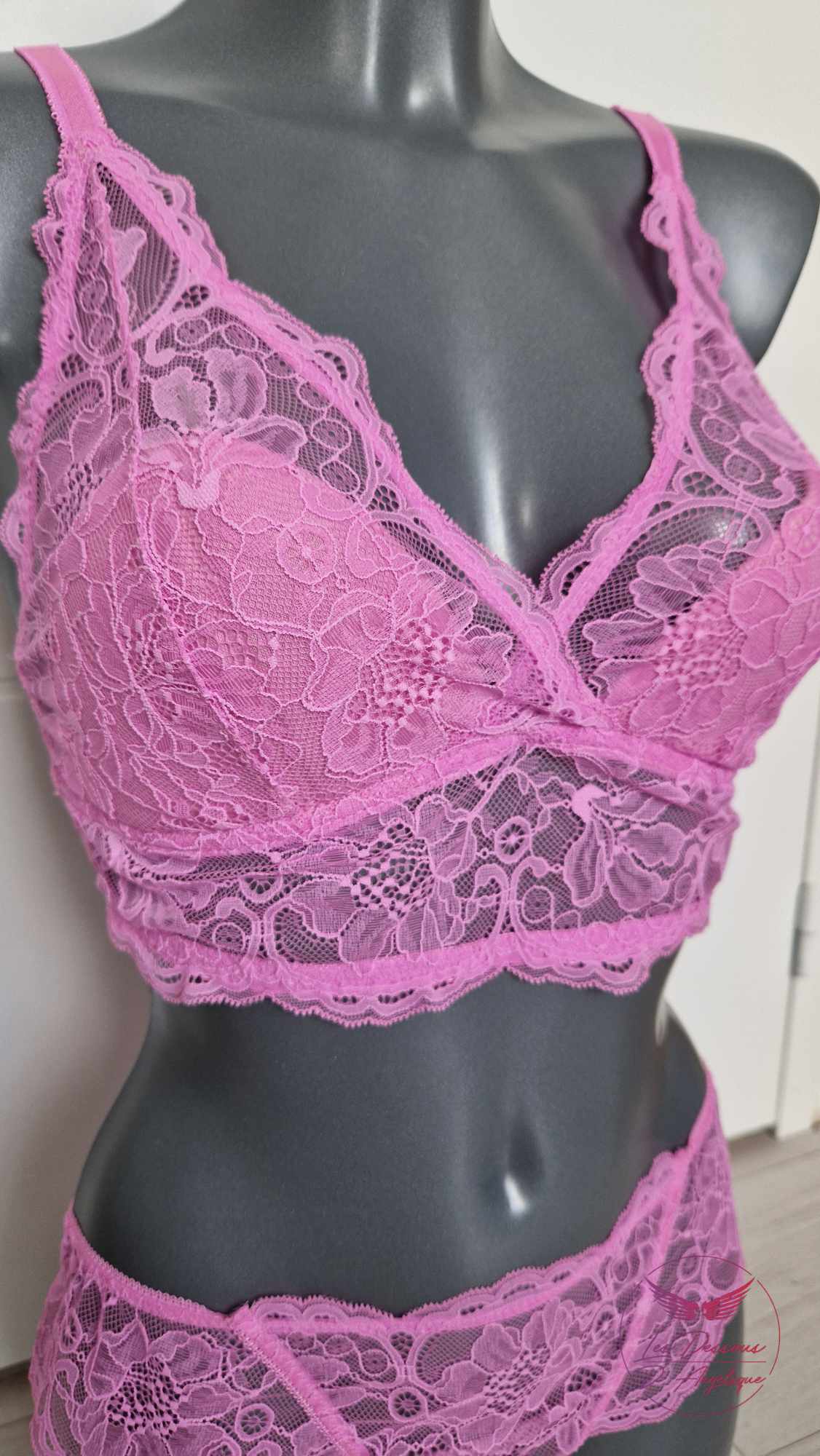DETAIL BRALETTE QUARTZ