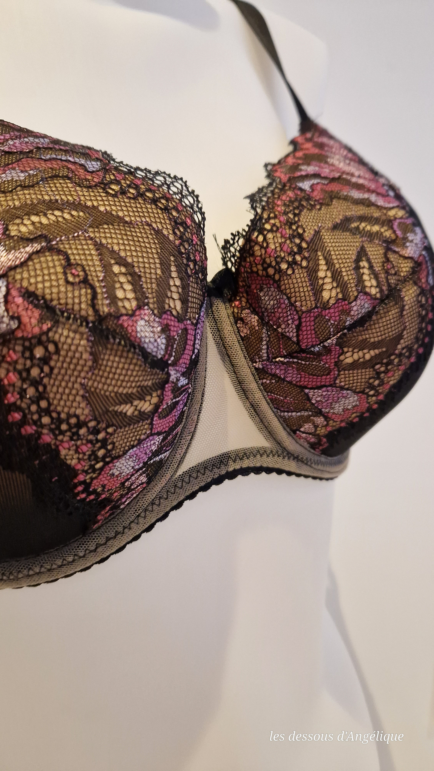 rhodonite padded (5)