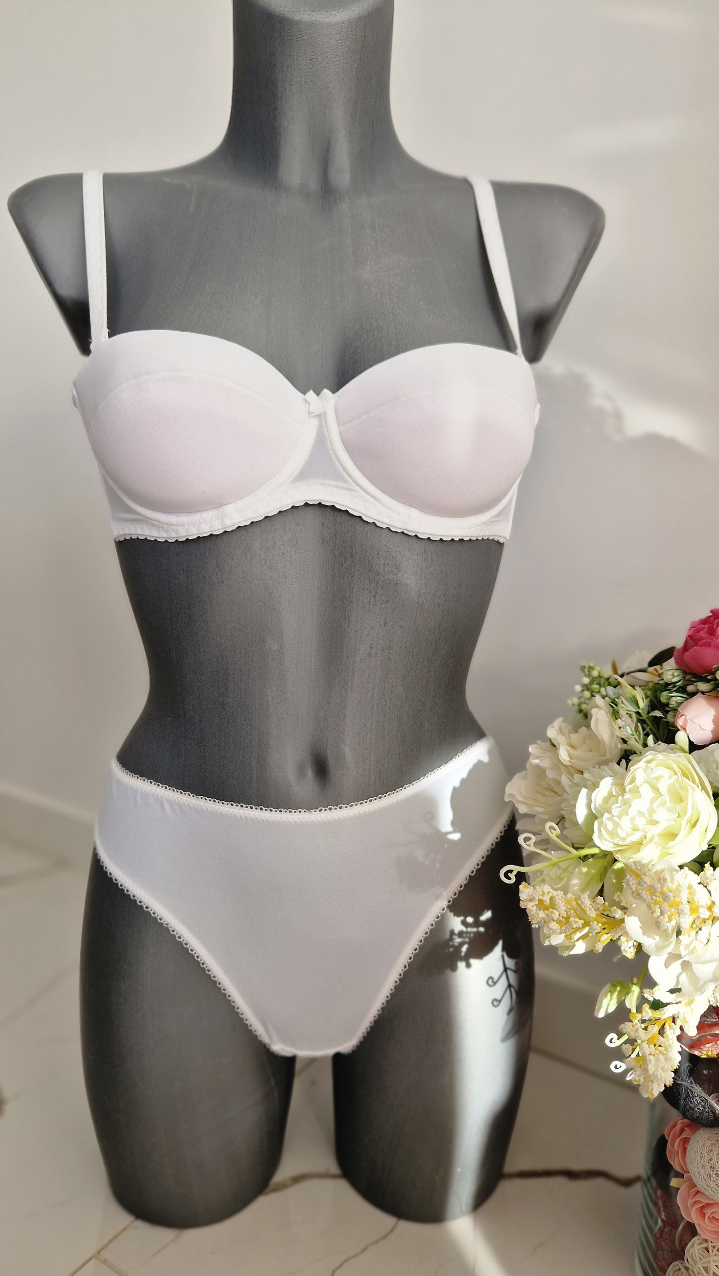 Howlite blanc bandeau + string