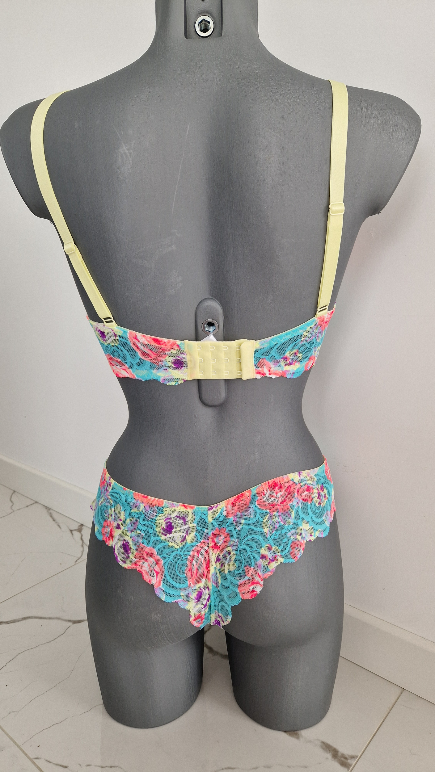 tanga flower