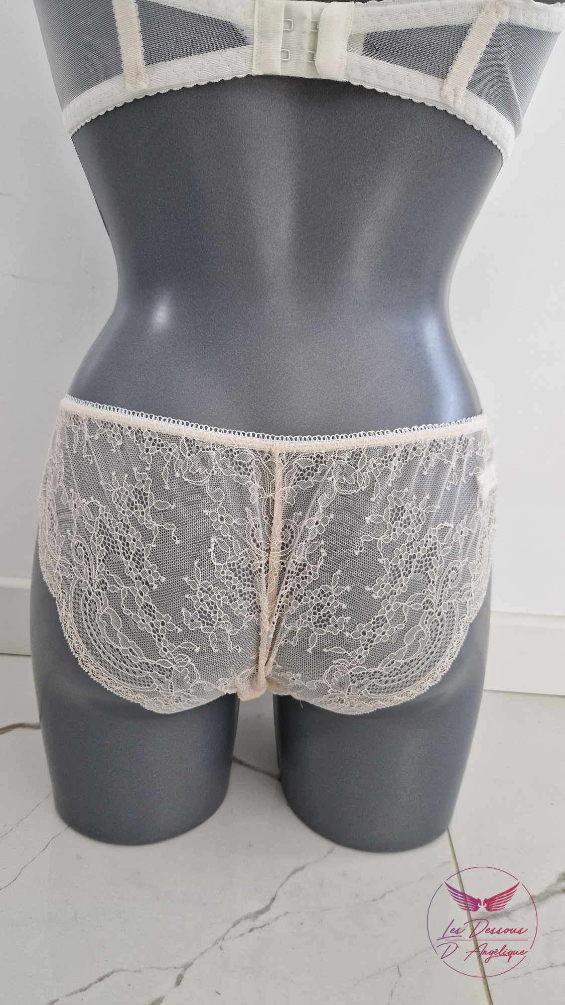 opaline slip
