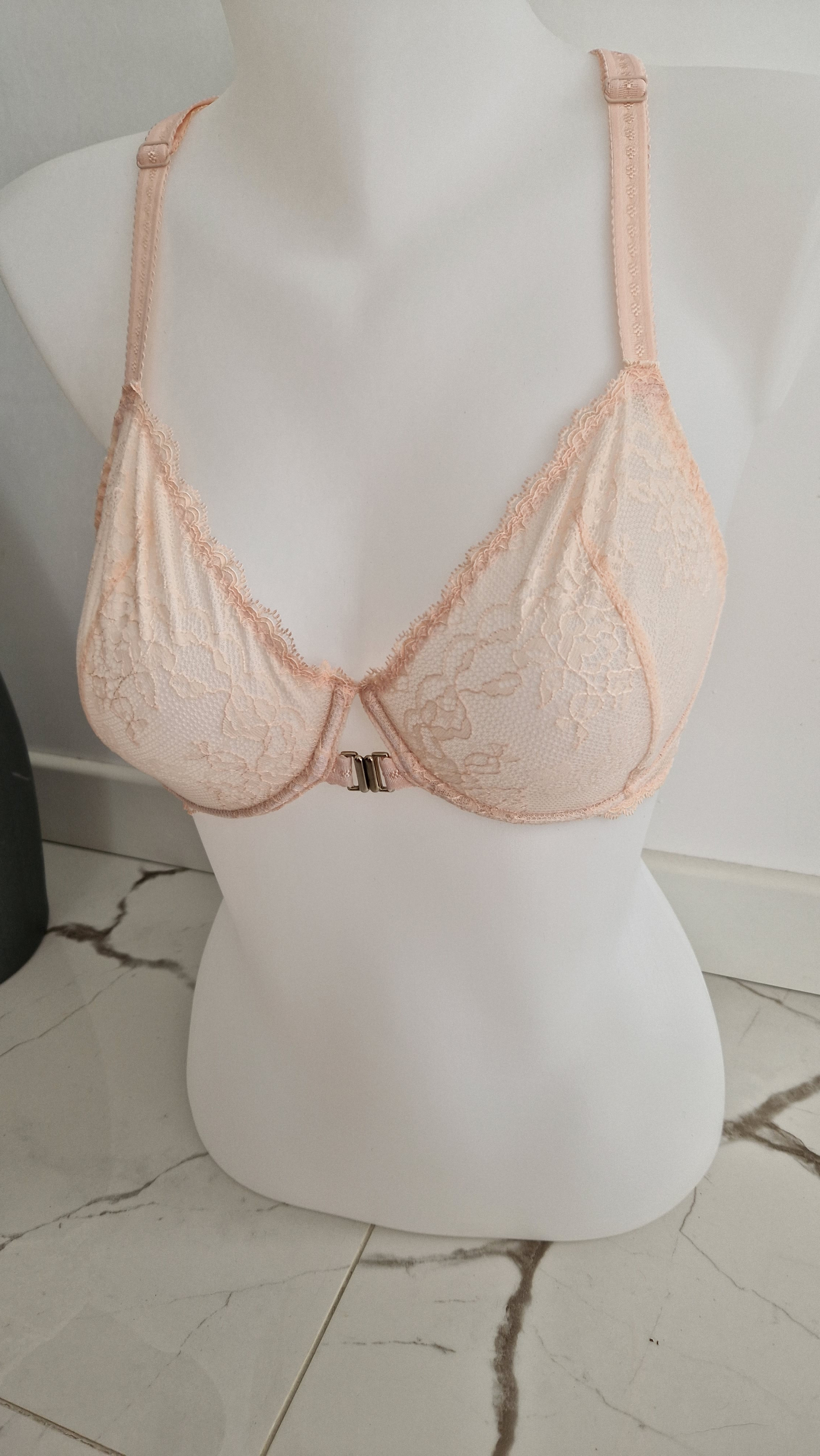 soft 2 morganite