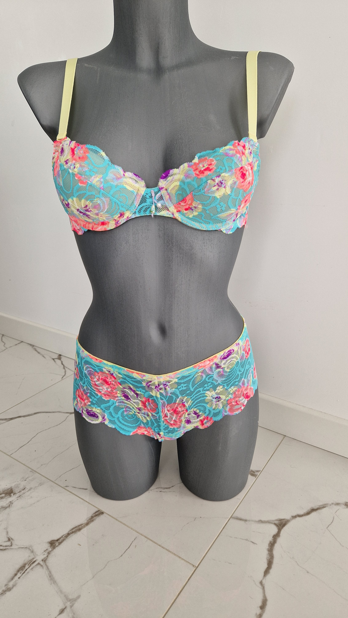 Push Up flower + hipster