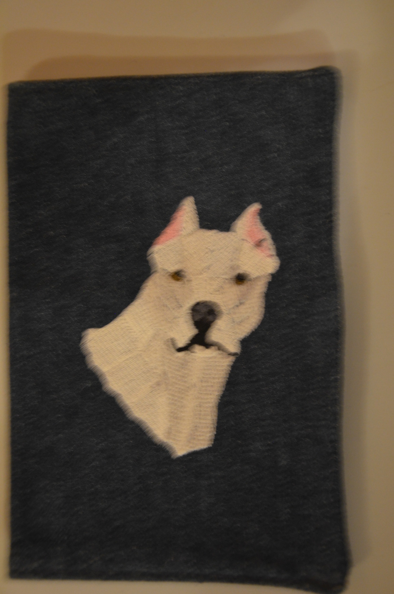 Broderie Dogue argentin 1 - protège carnet de santé Jeans bleu foncé